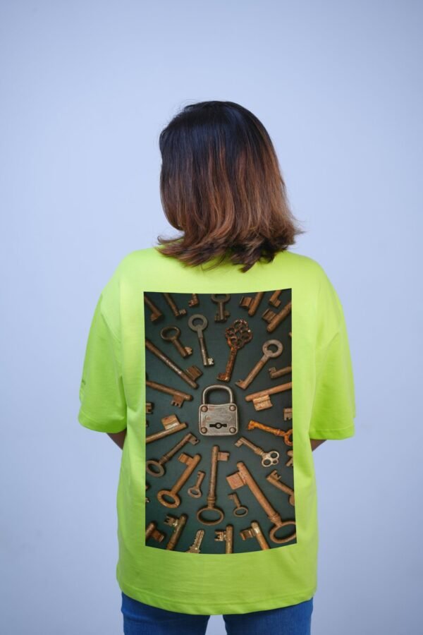 Retro Lockdown Oversize Tee